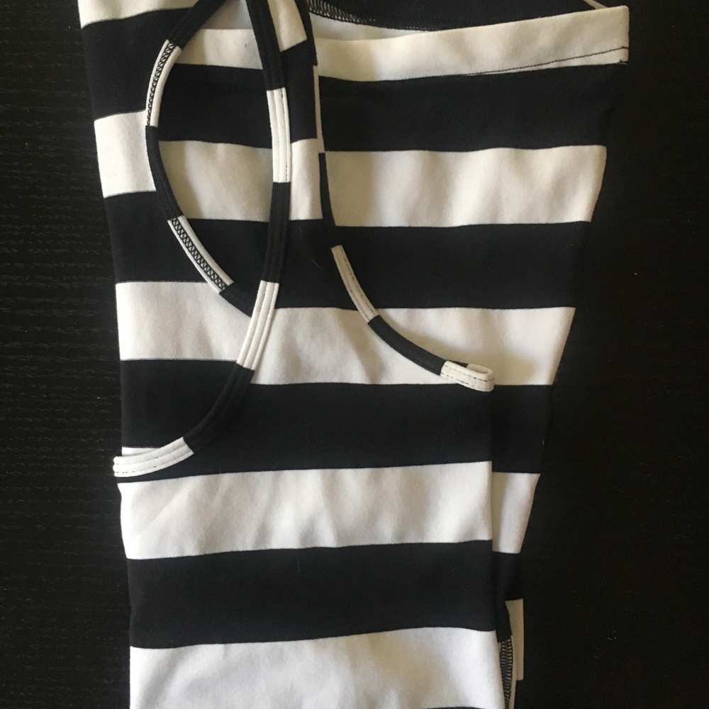 Black and White Cool Racerback Lululemon Tank Top